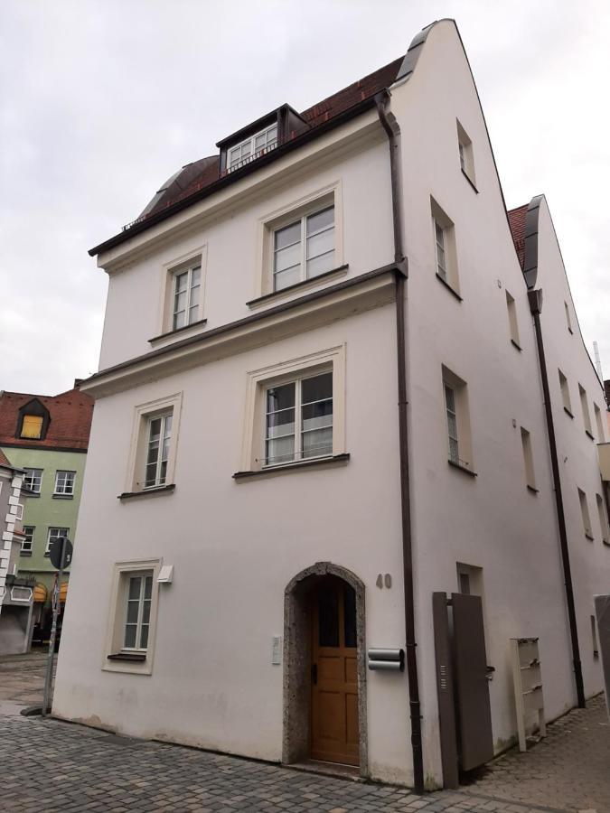 Апартаменти Zentrale Lage I Historisch I Parkplatz I Fahrradkeller Штраубінг Екстер'єр фото